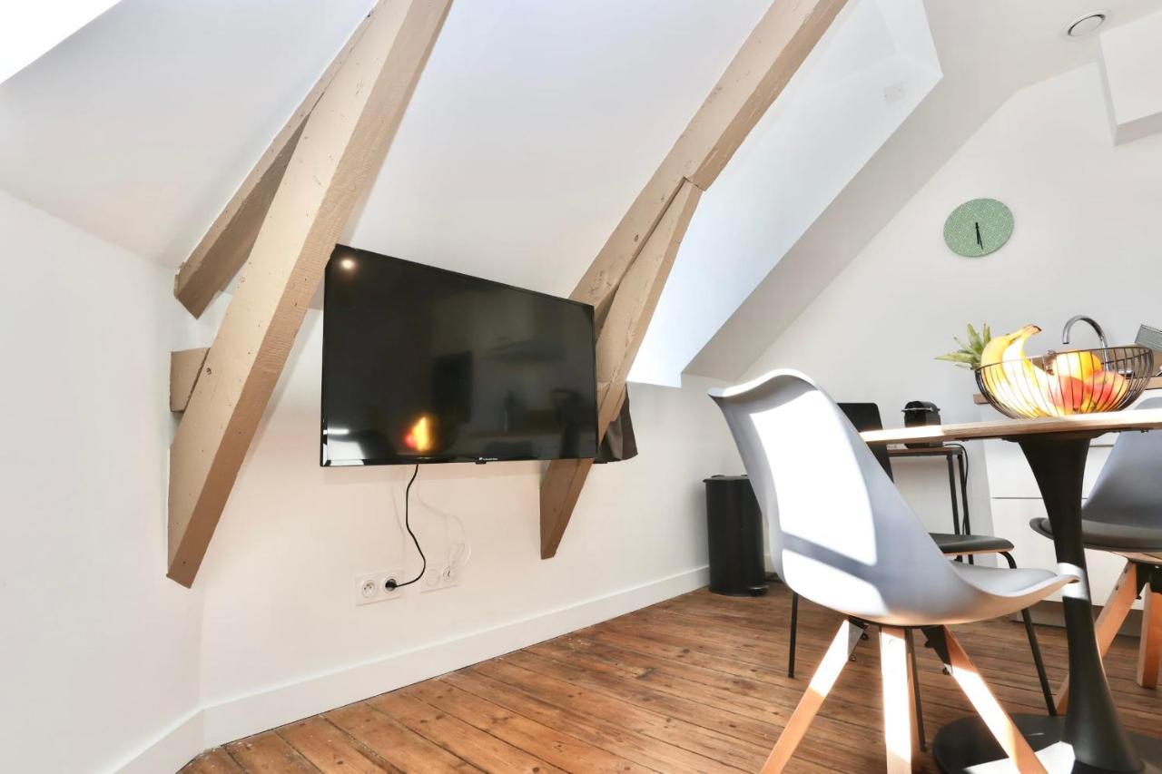 Napoleon Gare 7 T2 Dernier Etage Bylocly Apartment Понтиви Екстериор снимка