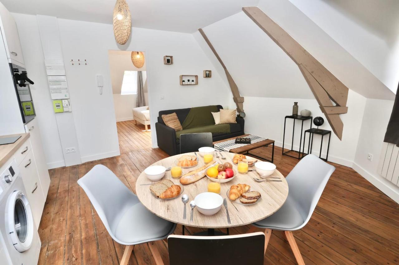 Napoleon Gare 7 T2 Dernier Etage Bylocly Apartment Понтиви Екстериор снимка