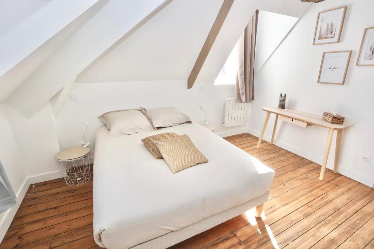 Napoleon Gare 7 T2 Dernier Etage Bylocly Apartment Понтиви Екстериор снимка