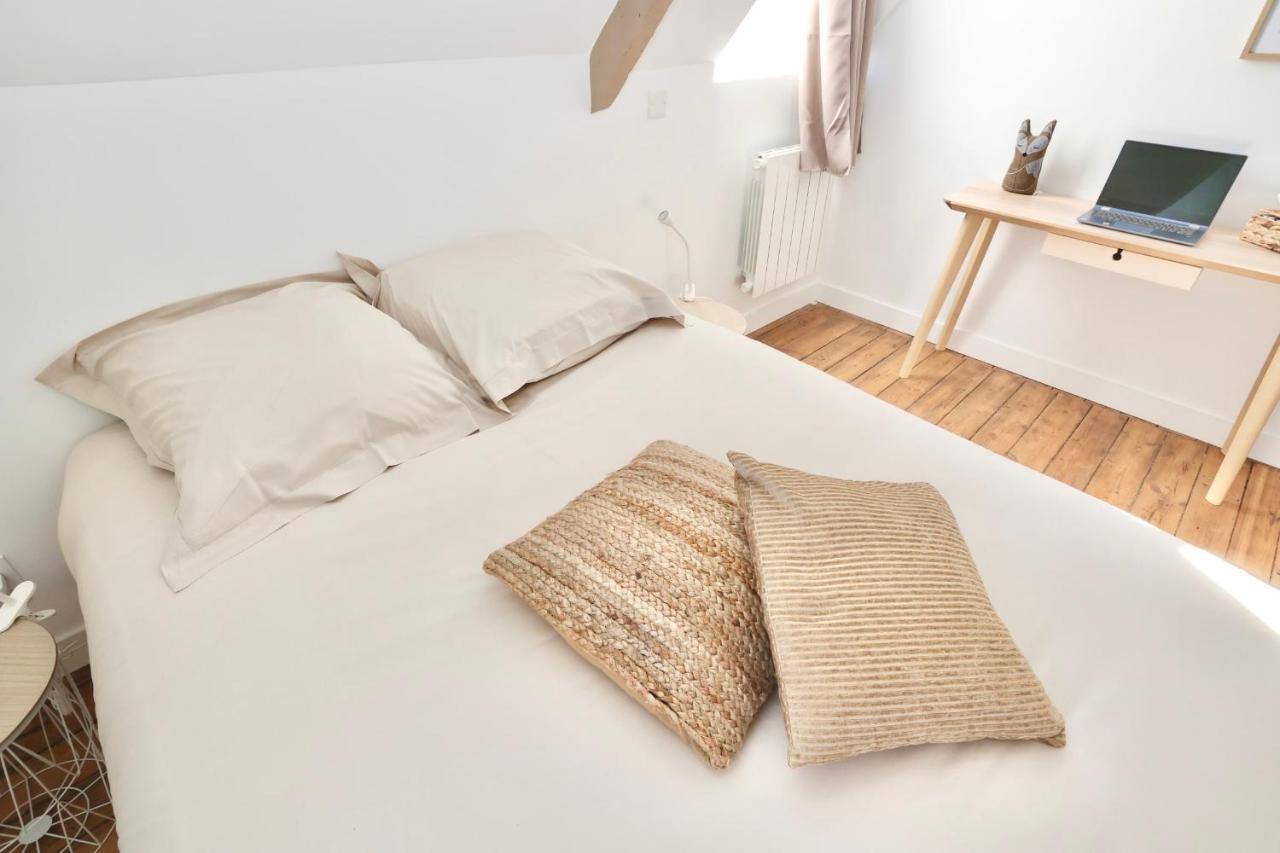 Napoleon Gare 7 T2 Dernier Etage Bylocly Apartment Понтиви Екстериор снимка