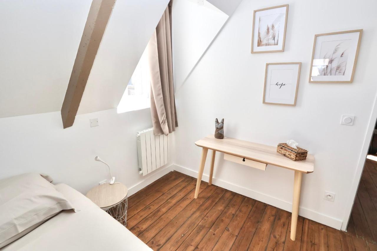Napoleon Gare 7 T2 Dernier Etage Bylocly Apartment Понтиви Екстериор снимка