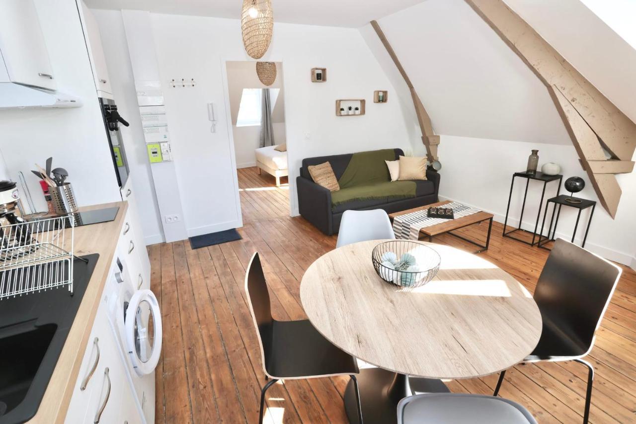 Napoleon Gare 7 T2 Dernier Etage Bylocly Apartment Понтиви Екстериор снимка